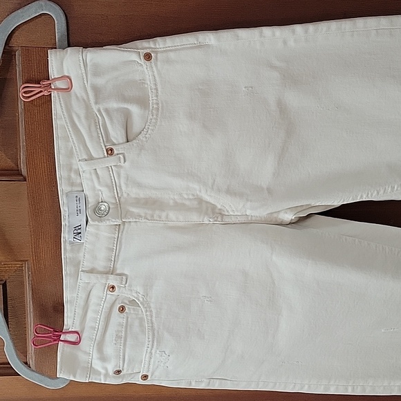 Zara Cream Jeans - Picture 2 of 7